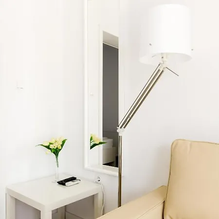Apartament Pina *