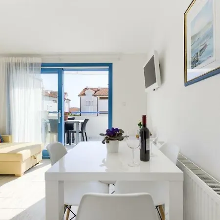 Pina Apartament
