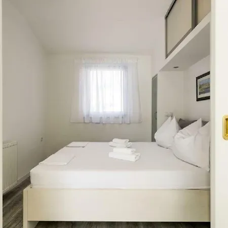 Apartament Pina