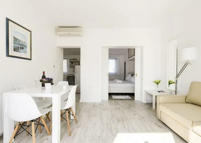 Pina Apartment Vodice